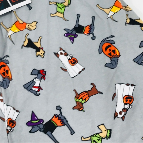 Hallow’s Eve Gray Dogs Dressing Up 4 Halloween Pjs - Picture 3 of 5